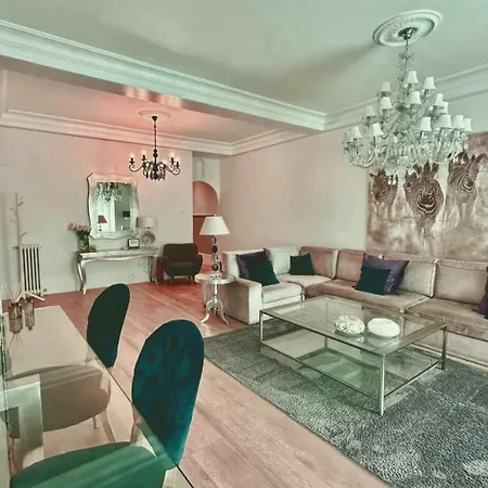 4 Bedrooms Sagrada Familia Barcelone
